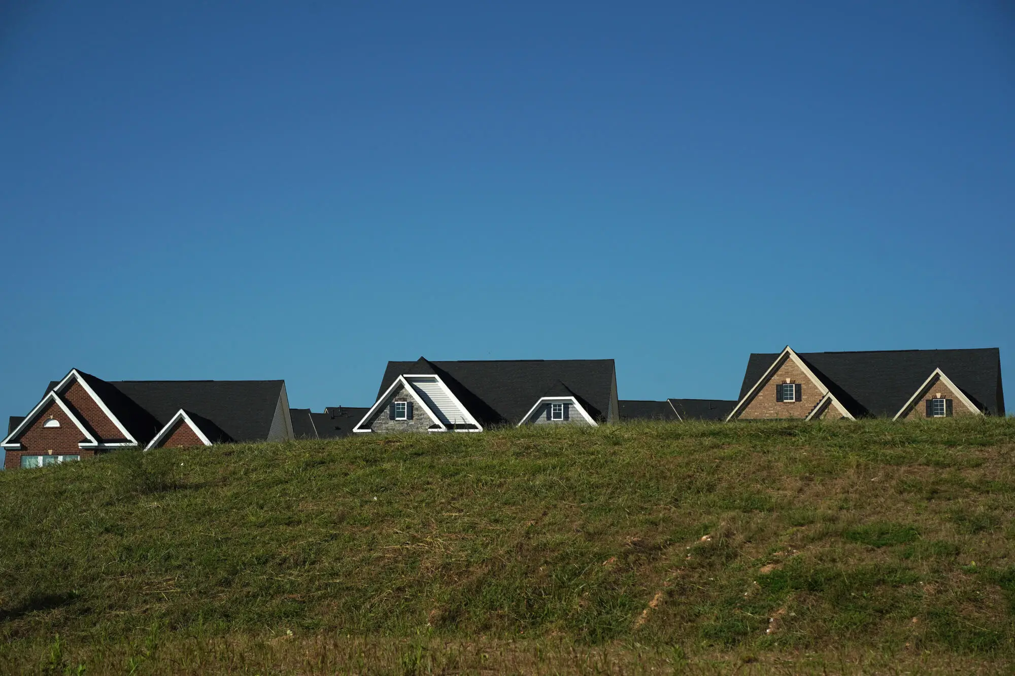 Ultimate Guide to HOA Property Maintenance Best Practices